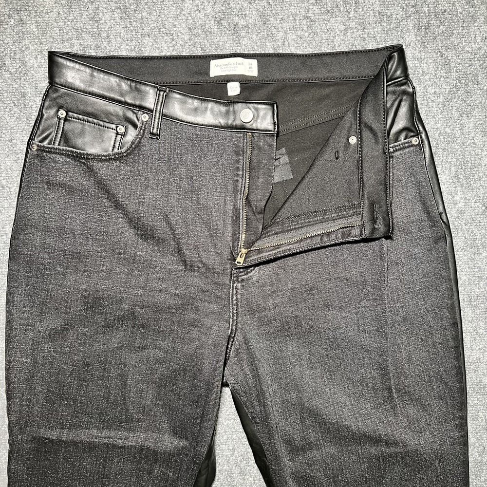 Abercrombie & Fitch‎ Ultra High Rise Ankle Straight Jeans Faux Leather 34/18R - Picture 4 of 12
